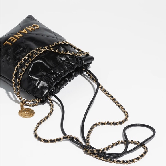 Chanel 22 Mini - Picture 4 of 7